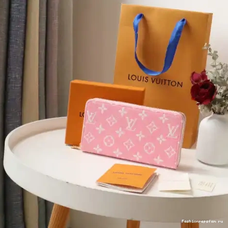 Fashionrepsfam ru LV Bag 2204DJ0036 0802